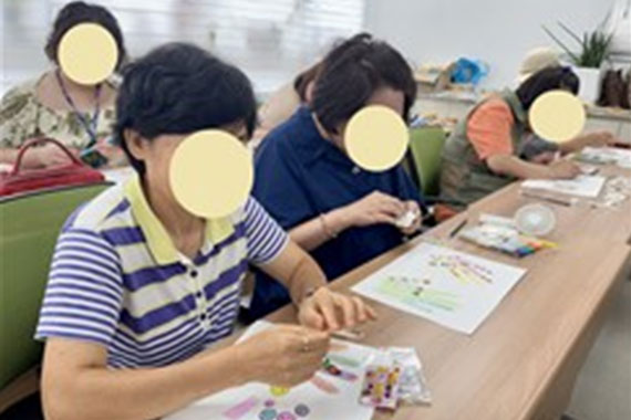 수업을 듣는 모습
